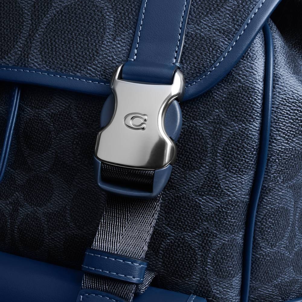 Compre Mochila league flap mixed signature coach com Qualidade